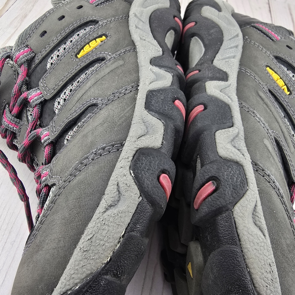 Keen Hiking Shoes Pink and Gray Women’s Size 7.5 - Picture 4 of 16